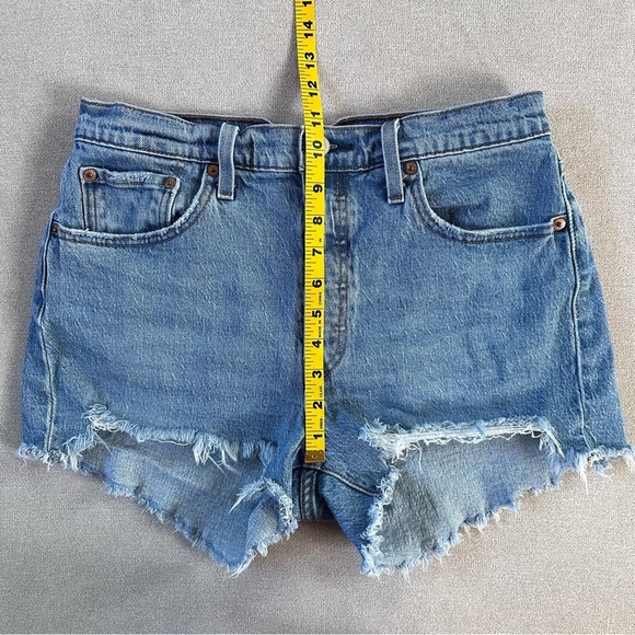 Levi’s 501 Denim Cutoff Shorts. Size 29. - Picture 4 of 9